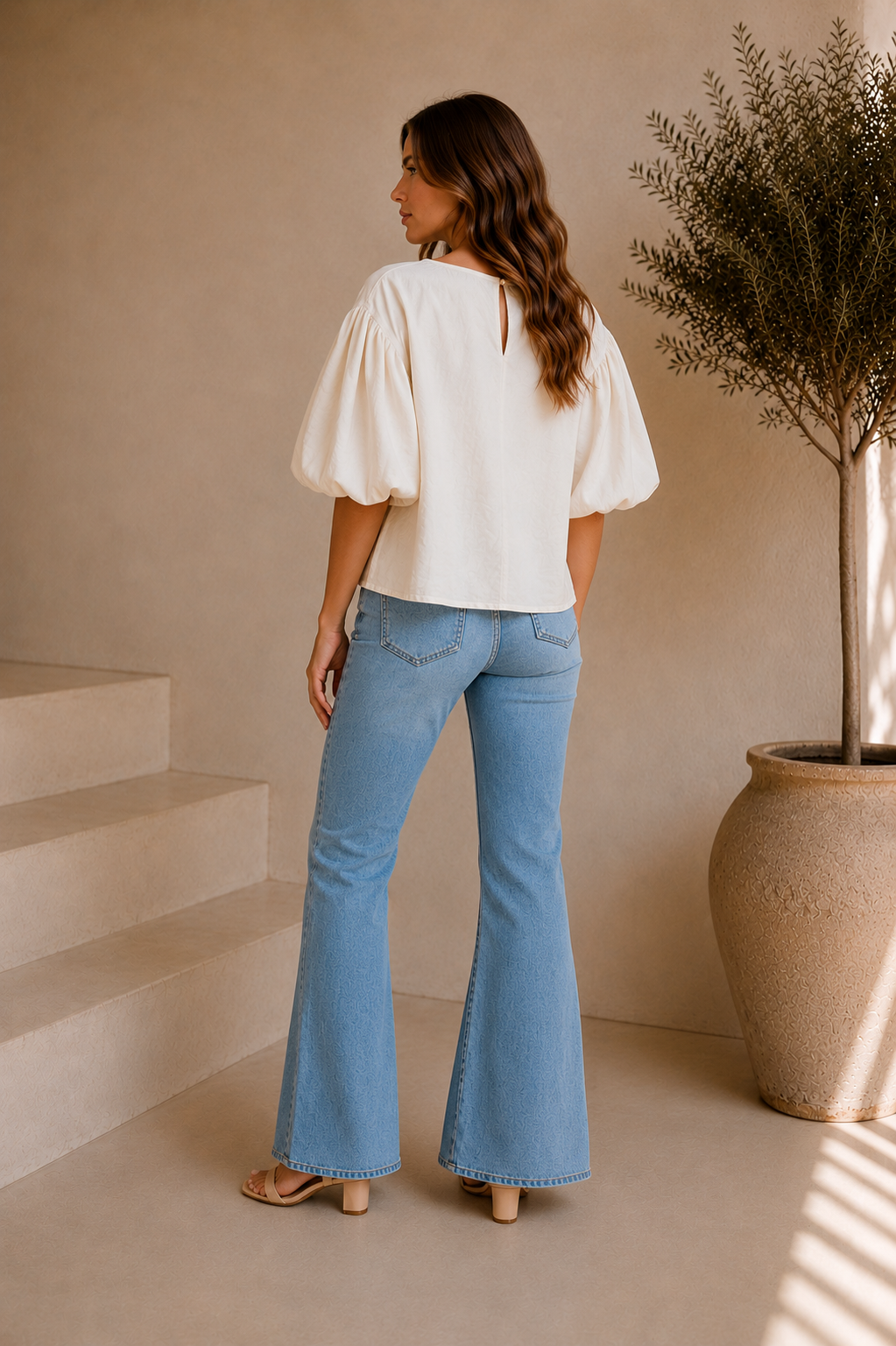 Nora | Blouse with Balloon Sleeves